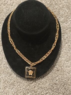 22kgp Dubai Jewelry Gold-Tone Medallion Chain Necklace - Black Enamel Accent
